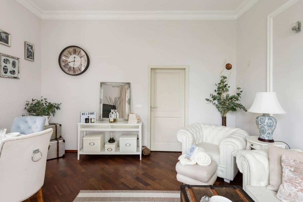 Old Town Square Apartment Прага Экстерьер фото